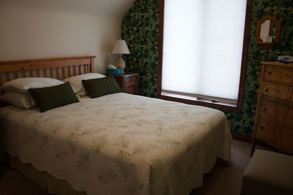 Cedar Gables Bed & Breakfast Niagara-on-the-Lake Esterno foto